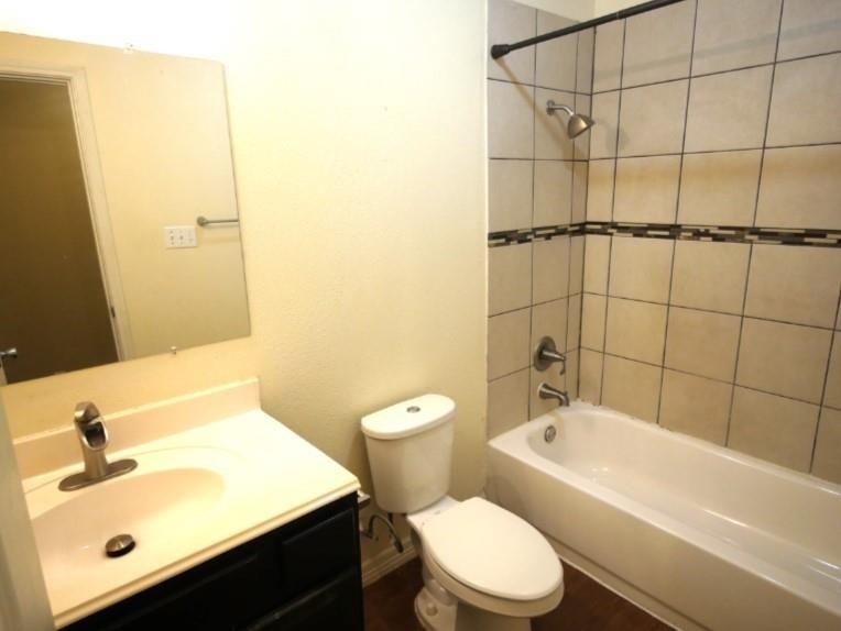 6735 Narcissus Street - Photo 4