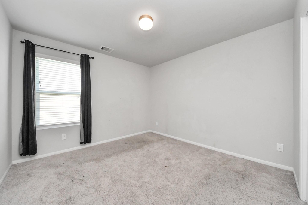 2643 Ridgeback Drive - Photo 35
