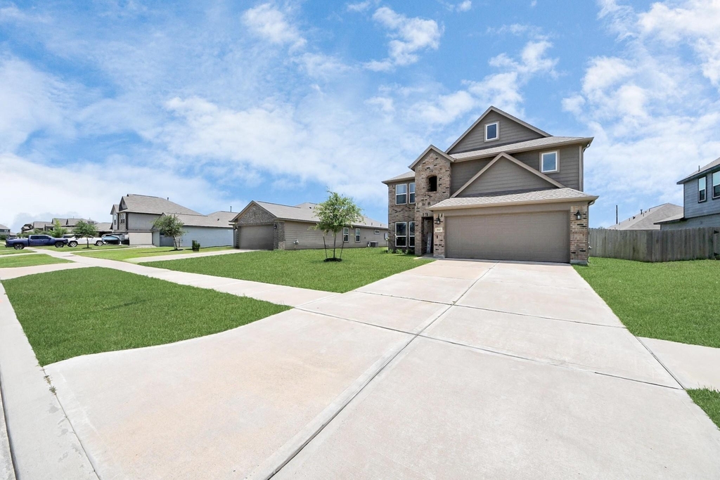 2643 Ridgeback Drive - Photo 2
