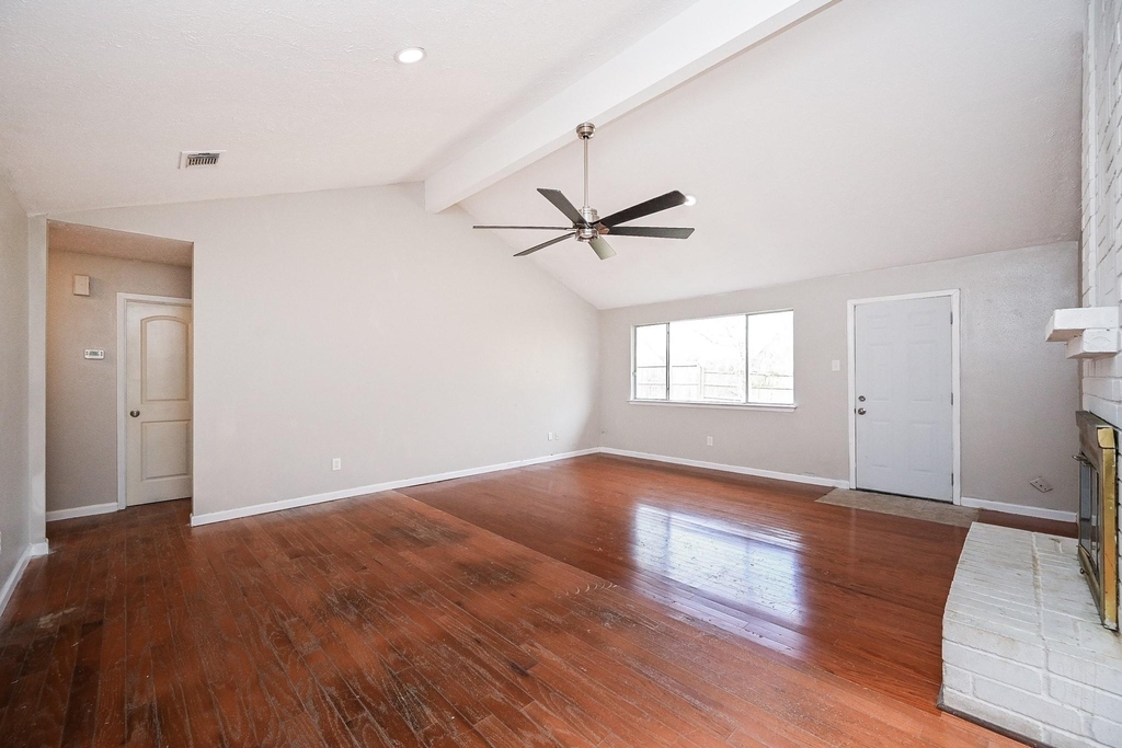 1114 Blue Diamond Drive - Photo 3