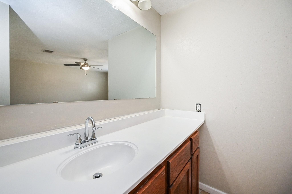 1114 Blue Diamond Drive - Photo 11