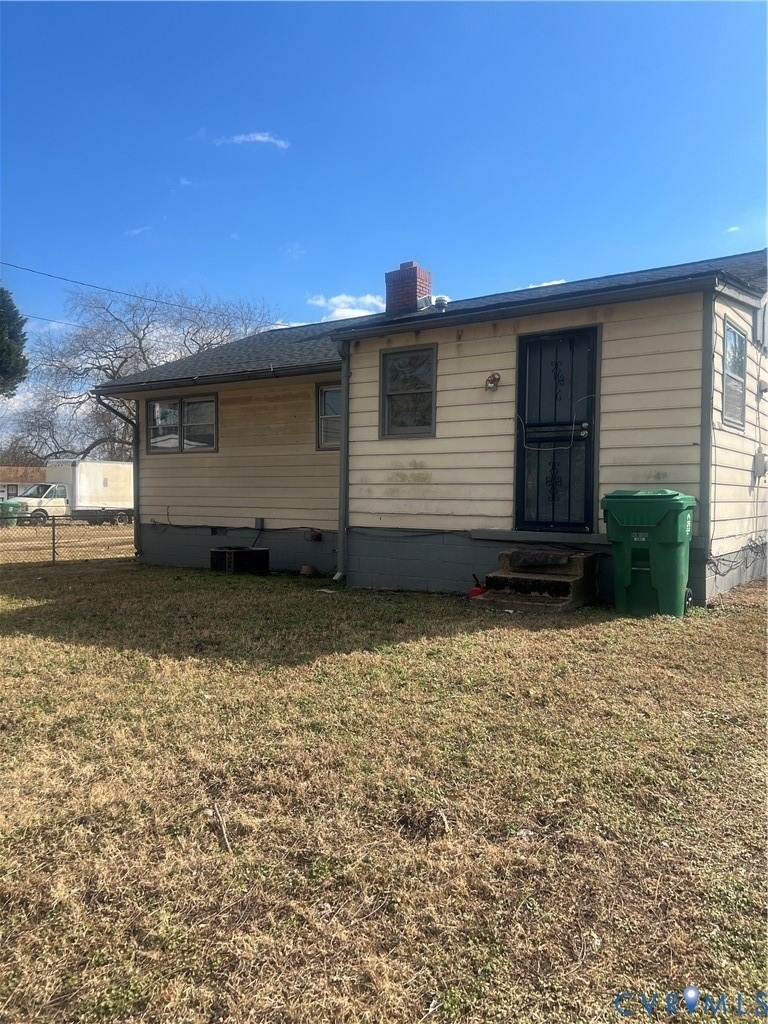 809 Fort Henry Street - Photo 2
