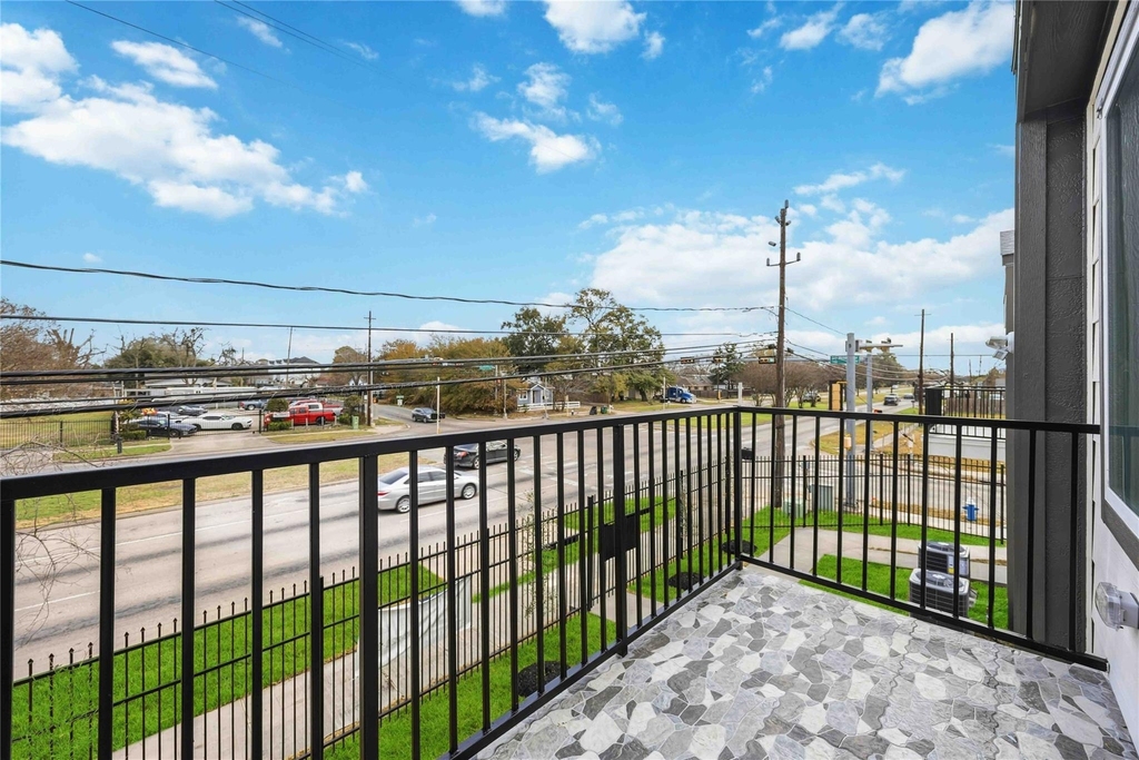 7625 De Priest Street - Photo 29