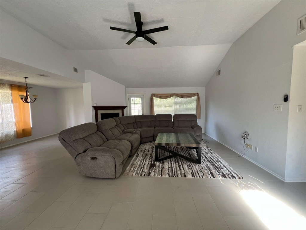 2134 Collingsfield Drive - Photo 2