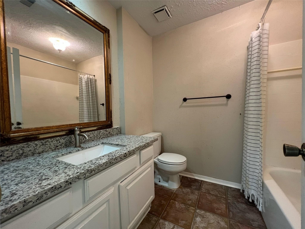 2134 Collingsfield Drive - Photo 13