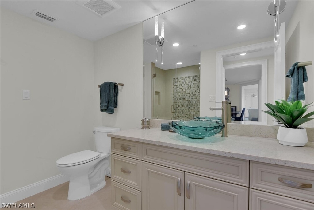 7515 Pelican Bay Boulevard - Photo 30