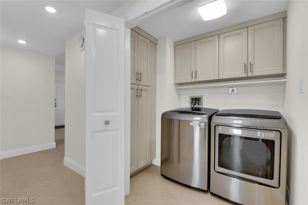 7515 Pelican Bay Boulevard - Photo 31