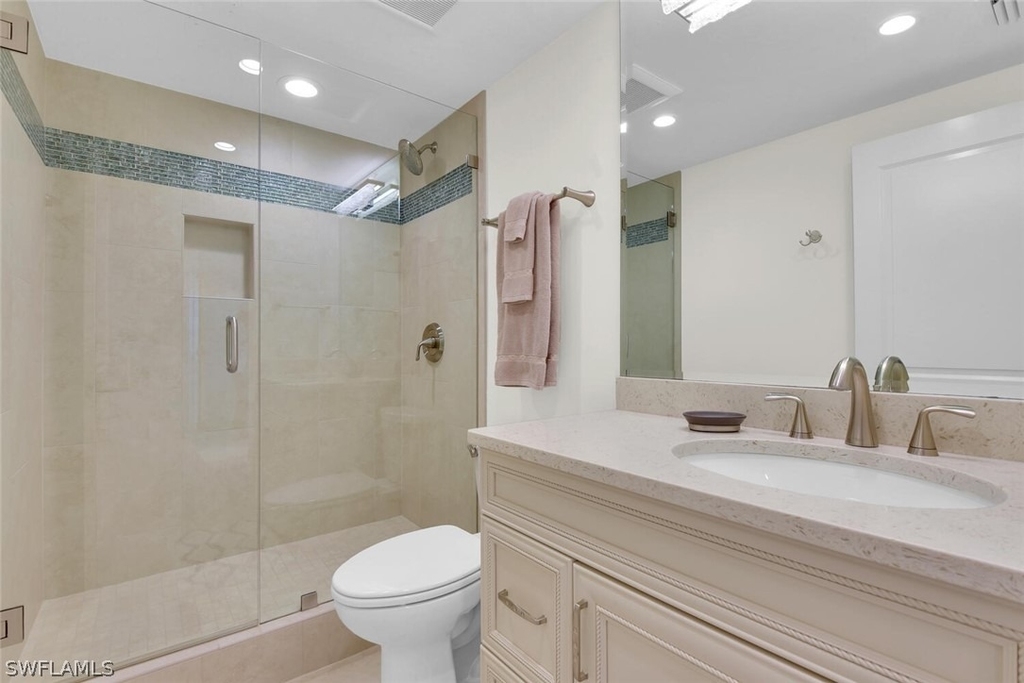 7515 Pelican Bay Boulevard - Photo 27