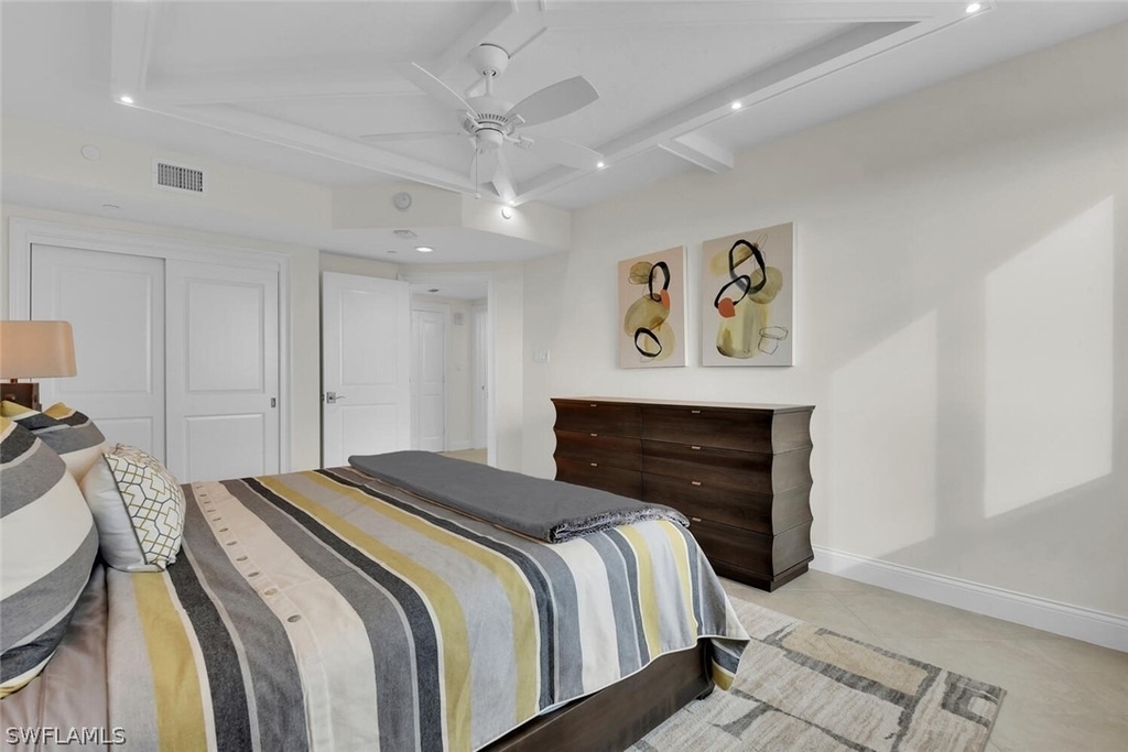 7515 Pelican Bay Boulevard - Photo 29