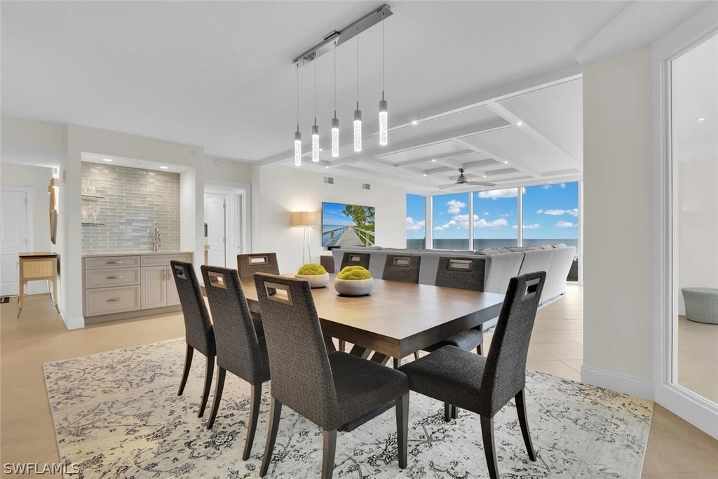 7515 Pelican Bay Boulevard - Photo 4