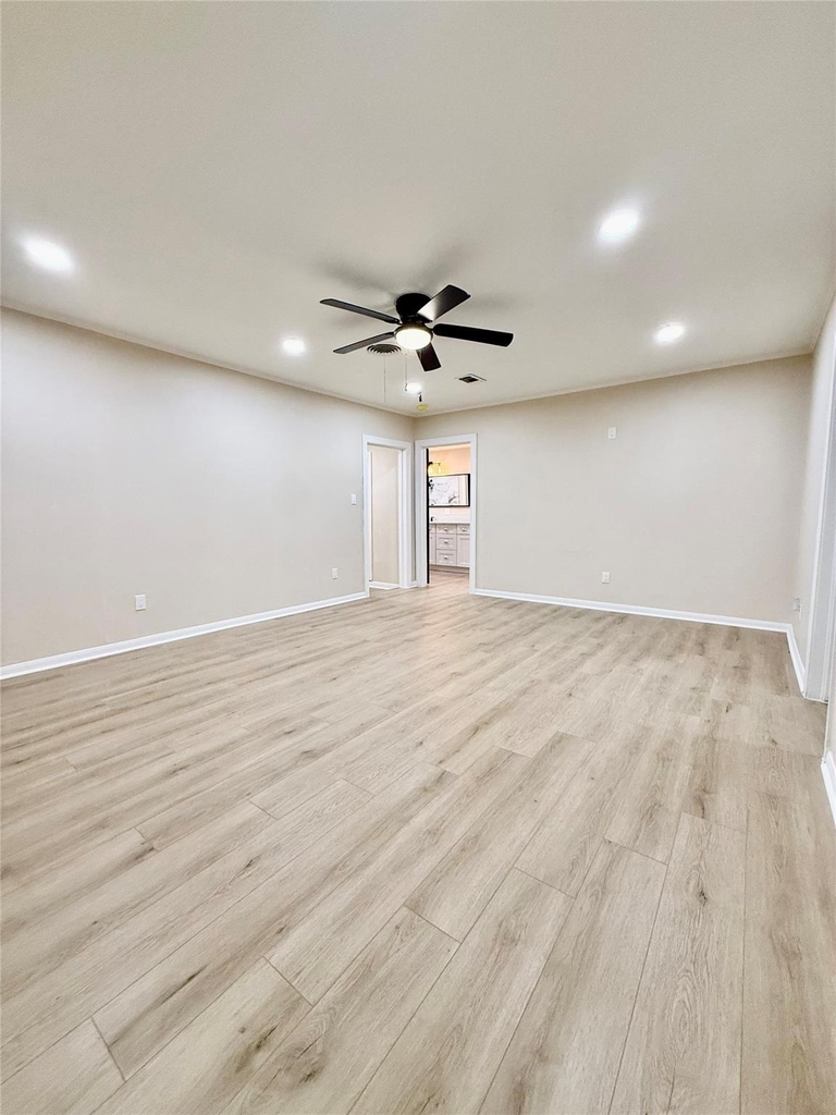 300 Dunnam Avenue - Photo 16