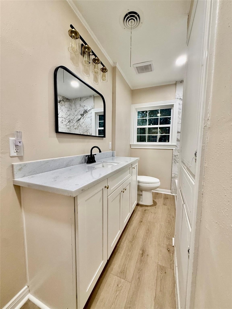 300 Dunnam Avenue - Photo 21