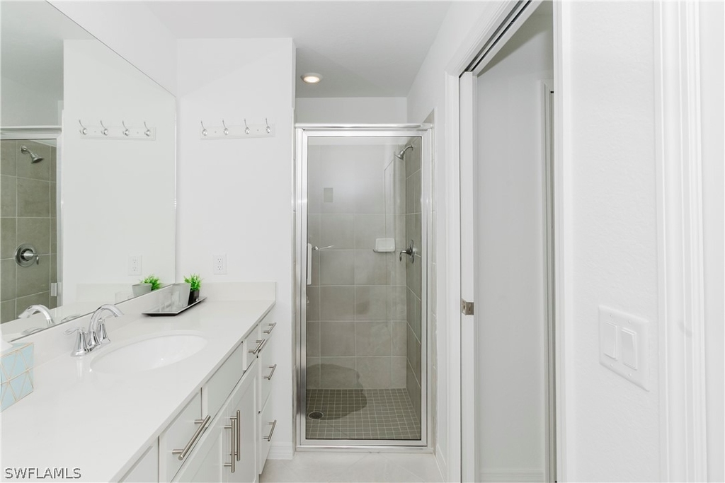 15285 Green Acre Avenue - Photo 17
