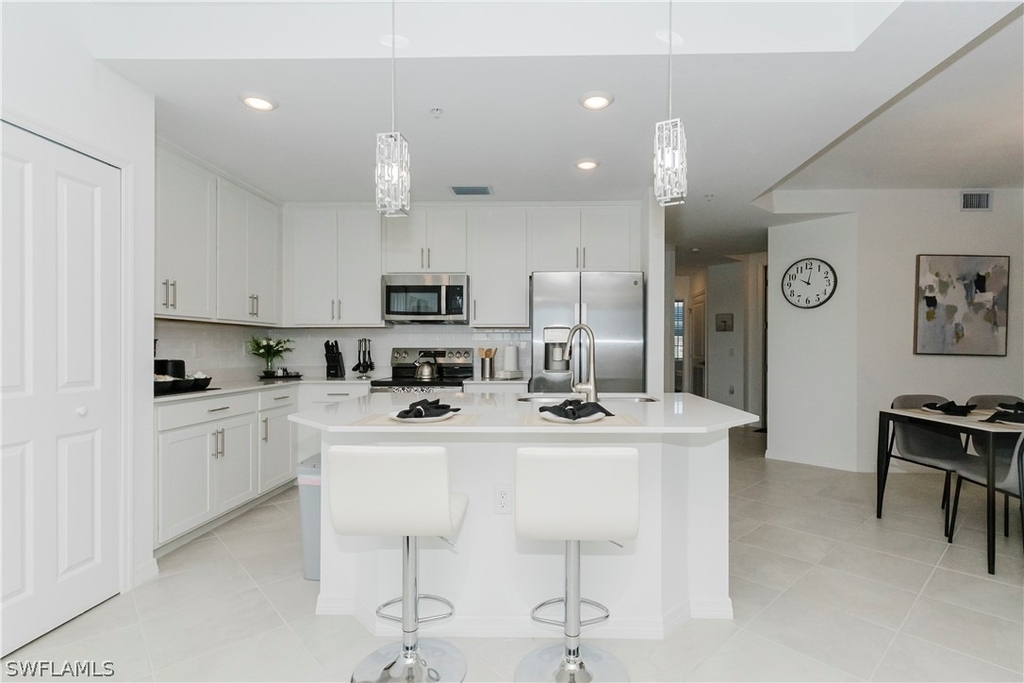 15285 Green Acre Avenue - Photo 3