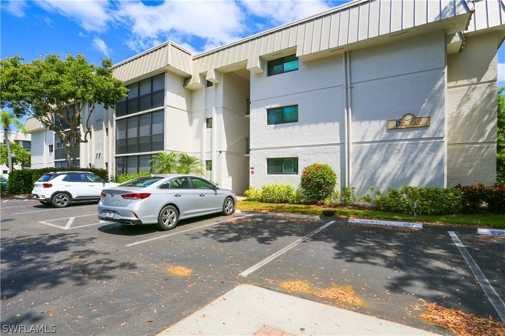 788 Park Shore Drive - Photo 7