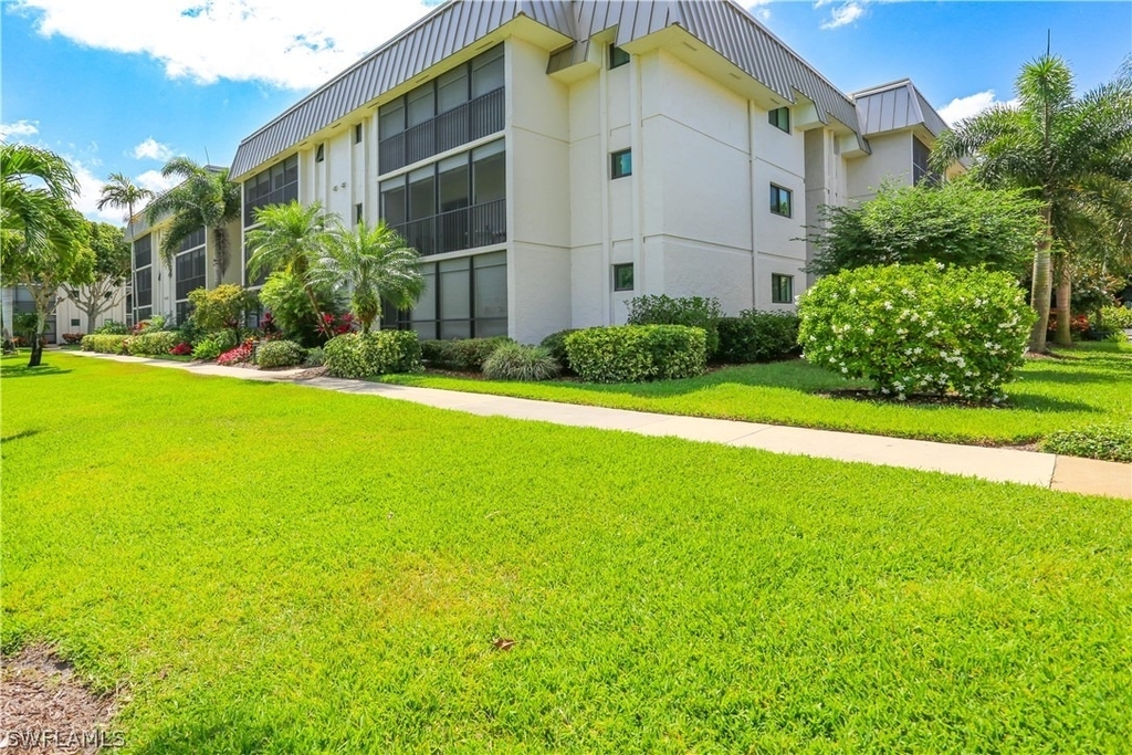 788 Park Shore Drive - Photo 5