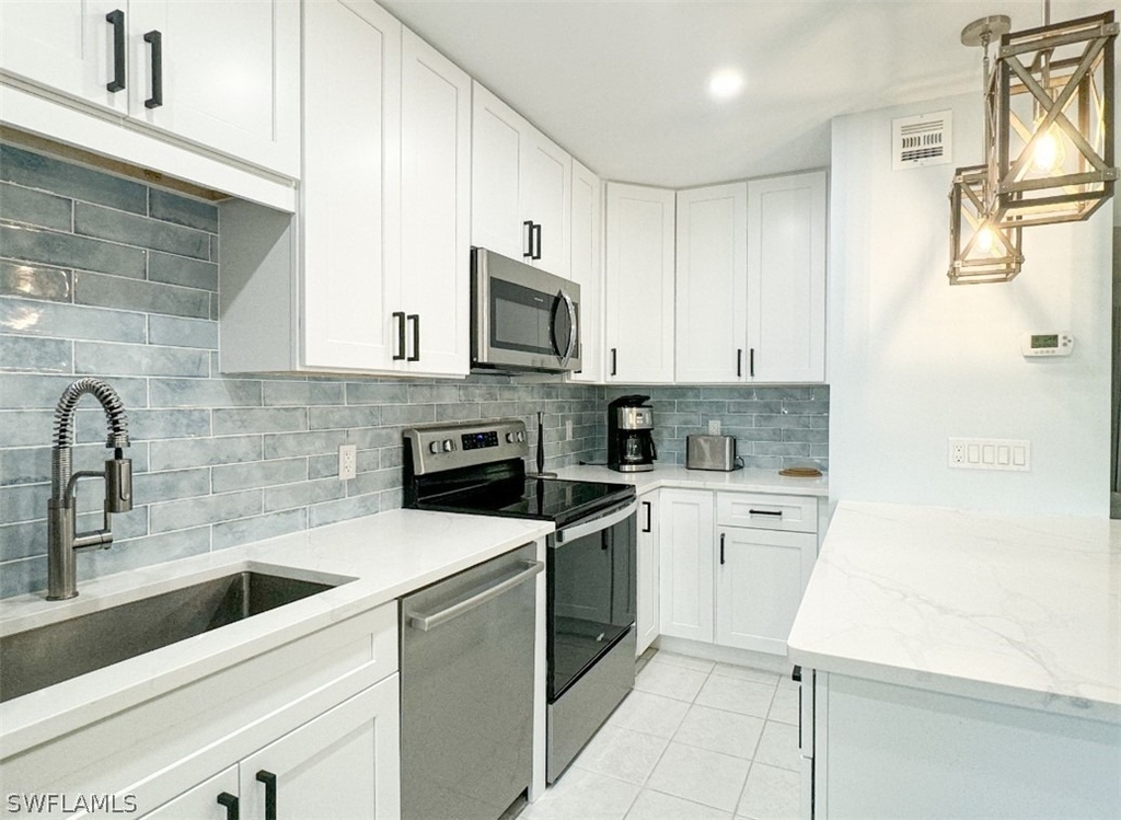 788 Park Shore Drive - Photo 19