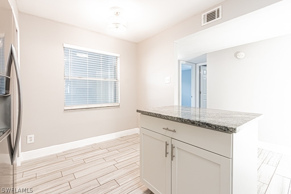 1392 Churchill Circle - Photo 5