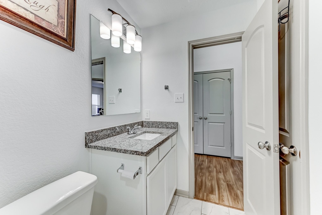 204 Shoreview Drive - Photo 36