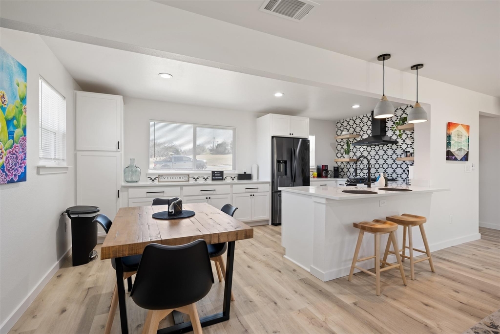 6104 Reicher Drive - Photo 8
