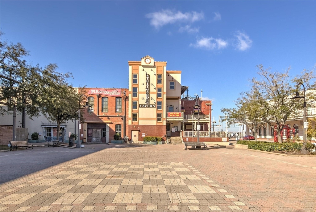 2206 Strand - Photo 30