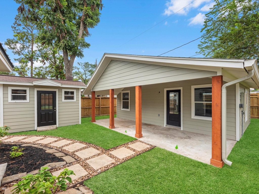 1826 Woodcrest Drive - Photo 19