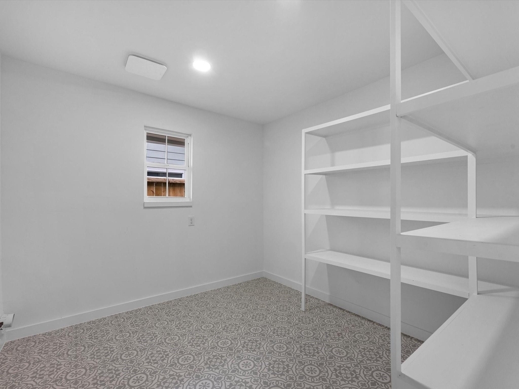 1826 Woodcrest Drive - Photo 8