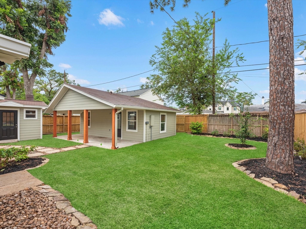 1826 Woodcrest Drive - Photo 21