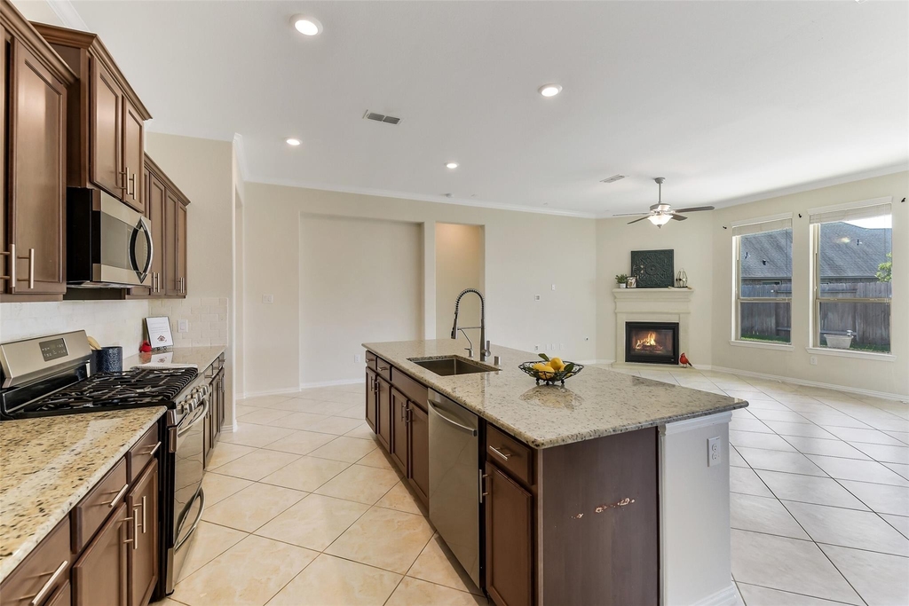 17515 Cypress Hilltop Way - Photo 10