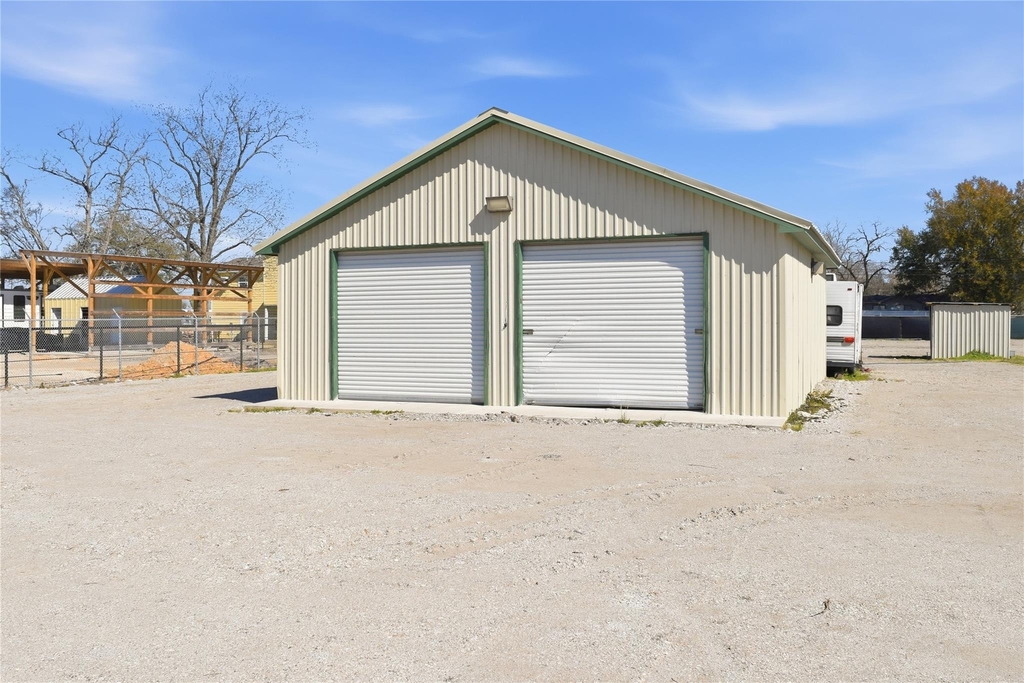 12123 West Dr - Photo 10