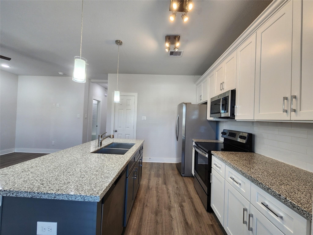 9710 Tuffly Street - Photo 4