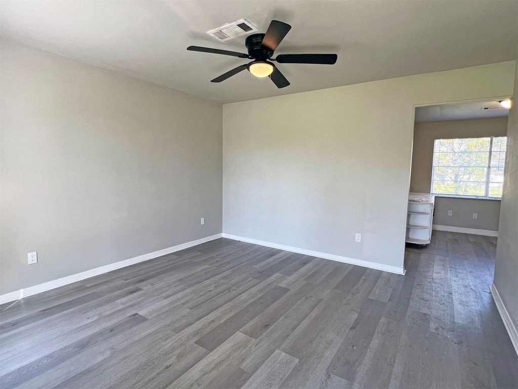 224 Stuart Street - Photo 5