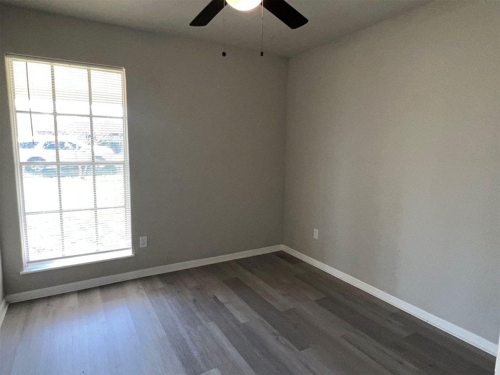 224 Stuart Street - Photo 15