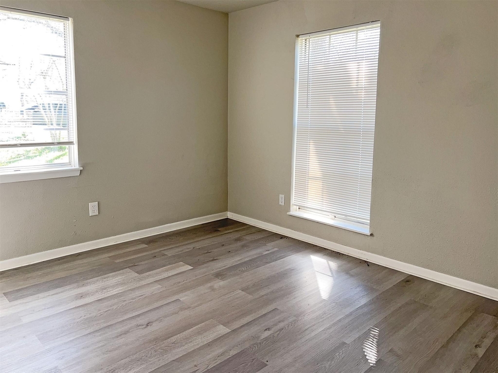 224 Stuart Street - Photo 17