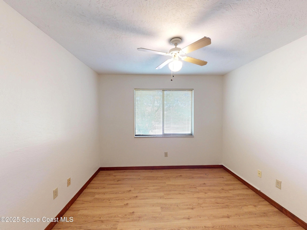 9017 Manchester Lane - Photo 18