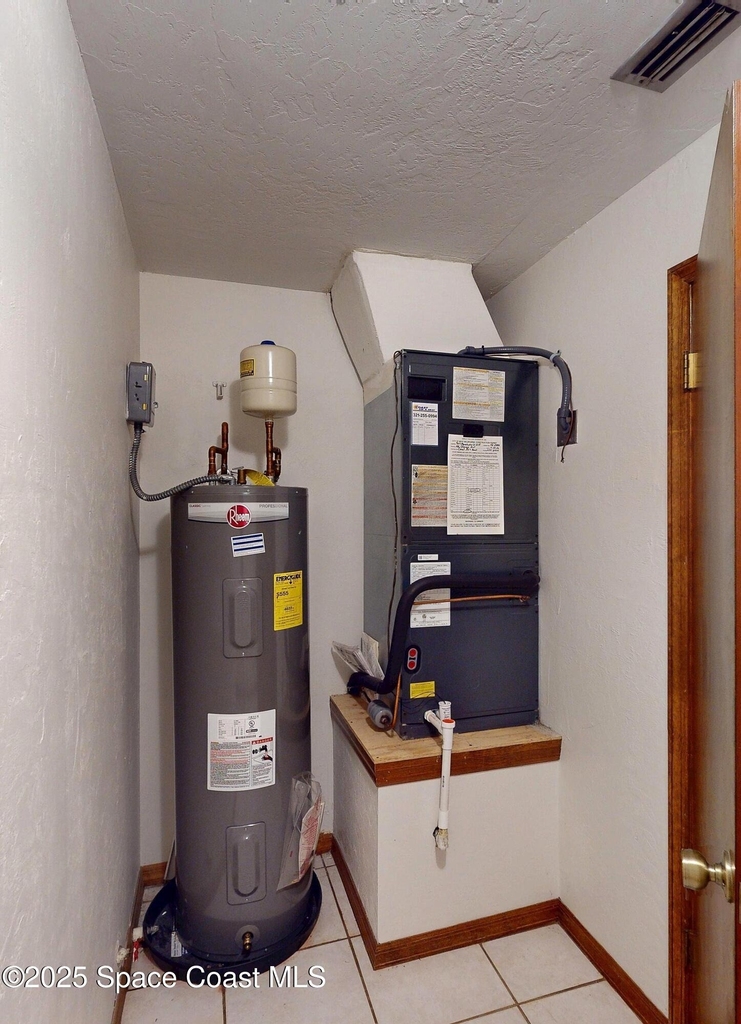 9017 Manchester Lane - Photo 27