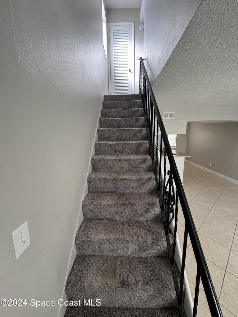 55 Needle Boulevard - Photo 10