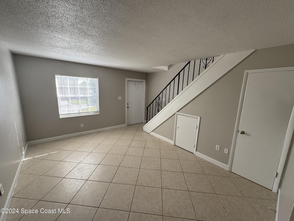 55 Needle Boulevard - Photo 7