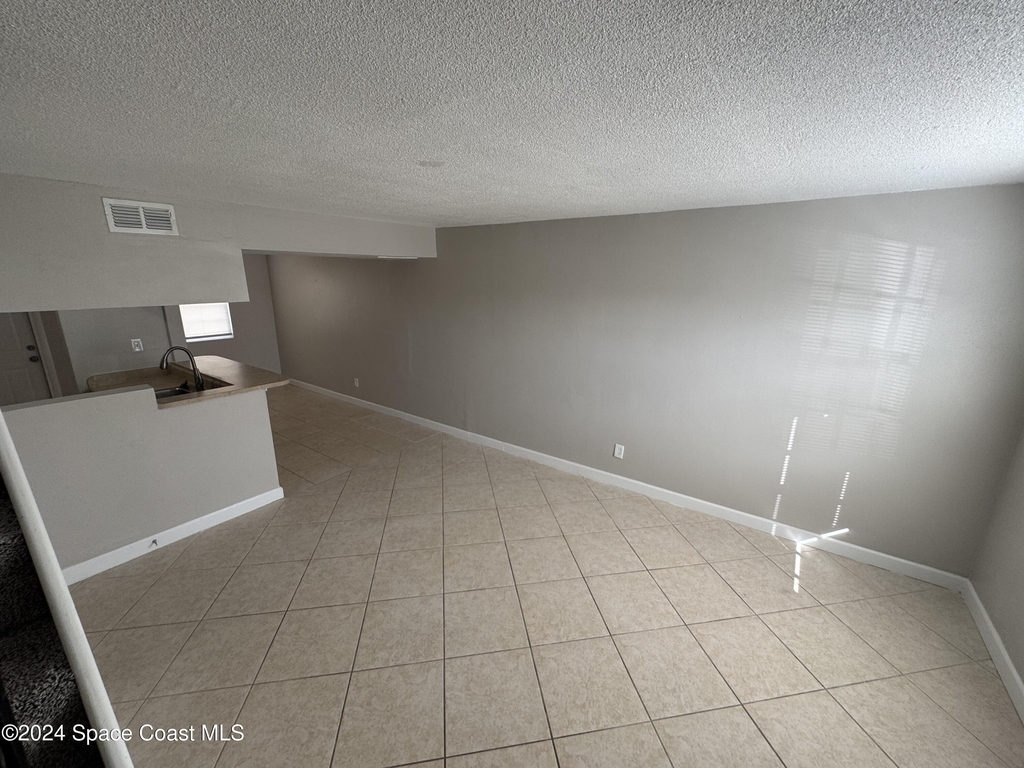 55 Needle Boulevard - Photo 6