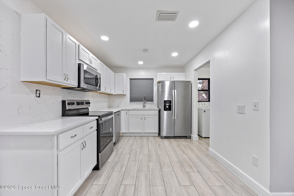 419 Marquis Street - Photo 7