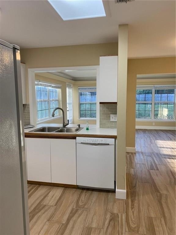 3090 Sunset Point Road - Photo 10