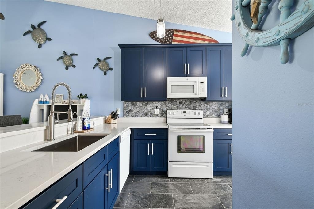 4210 Caddie Drive E - Photo 9