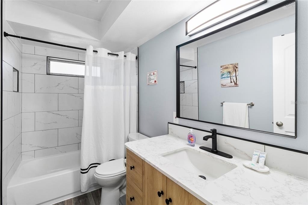 2272 16th Avenue Sw - Photo 3