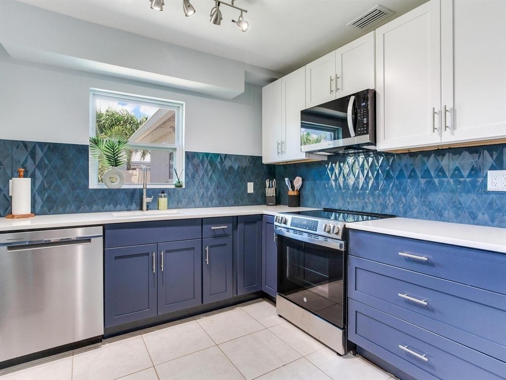 230 144th Avenue - Photo 12