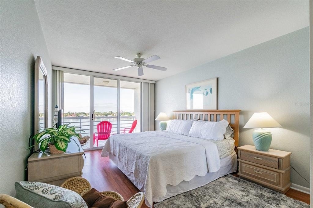 6085 Bahia Del Mar Circle - Photo 14