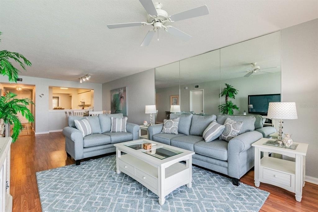 6085 Bahia Del Mar Circle - Photo 10