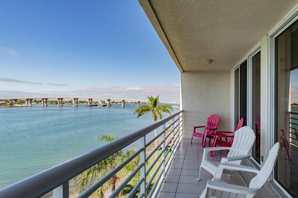 6085 Bahia Del Mar Circle - Photo 22