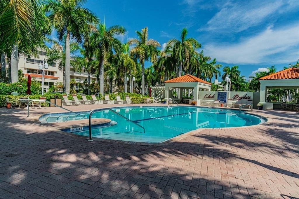 6085 Bahia Del Mar Circle - Photo 31