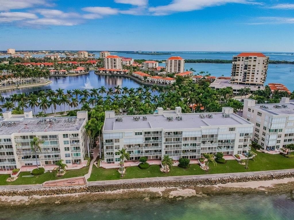 6085 Bahia Del Mar Circle - Photo 26