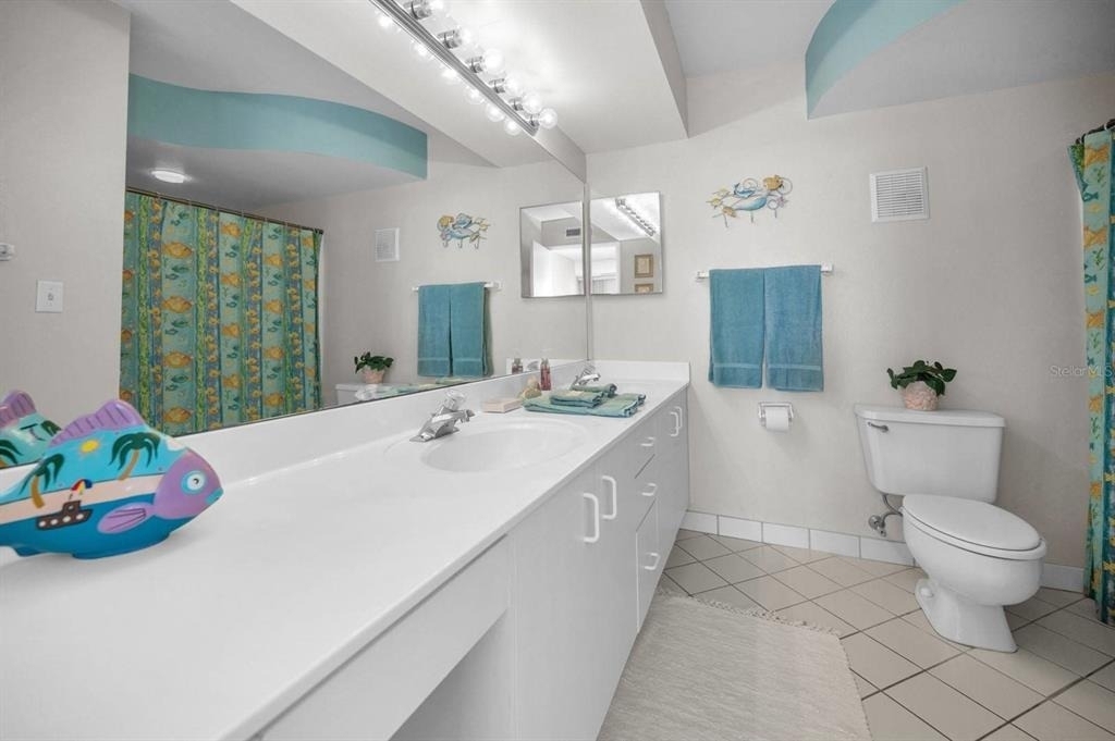 6085 Bahia Del Mar Circle - Photo 13
